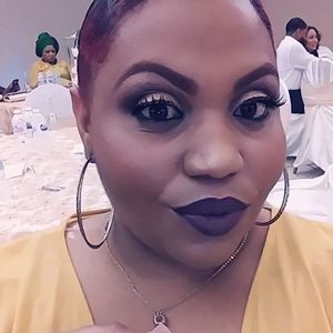 Meet your Posher, Domonique